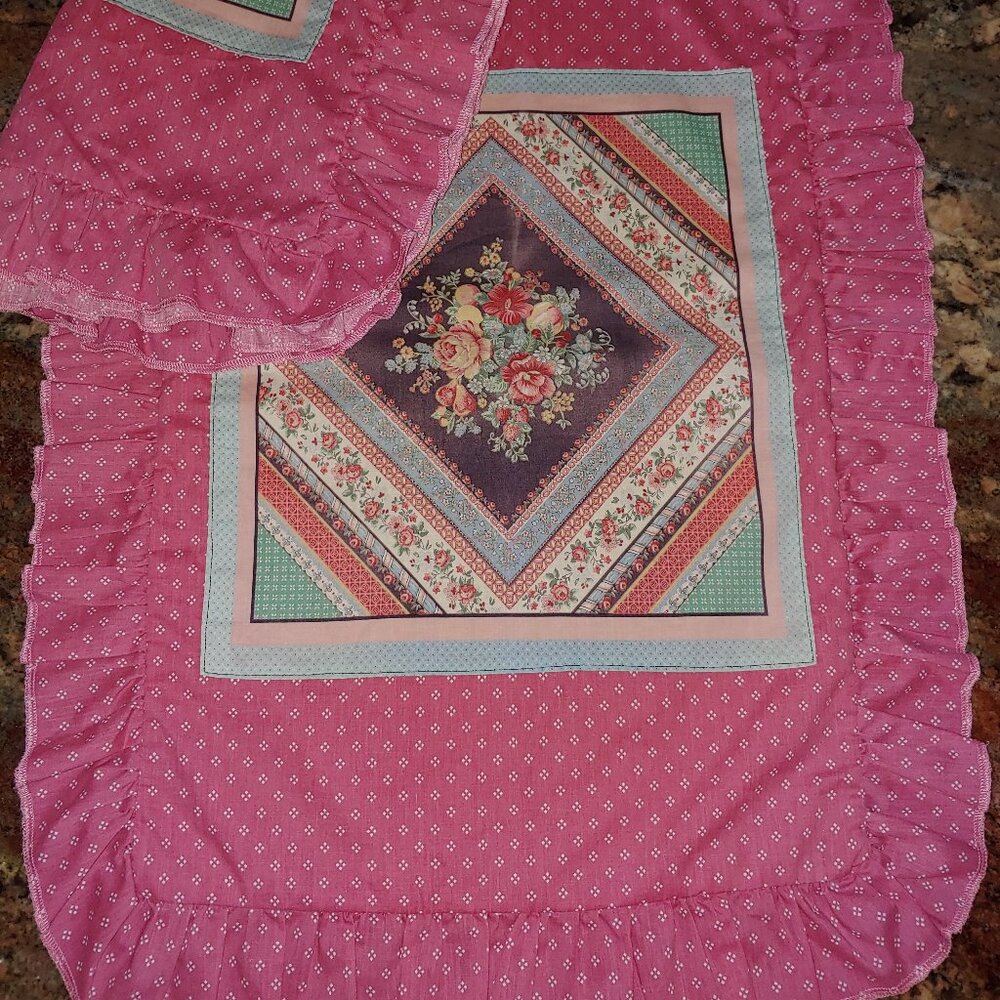 2 Unbranded Polycotton Ruffled Floral Standard Pillow Shams